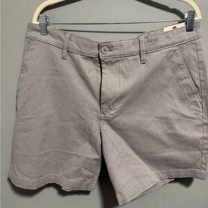 NWT- Copper & Oak- Men's Gray Chino Shorts. Size 38